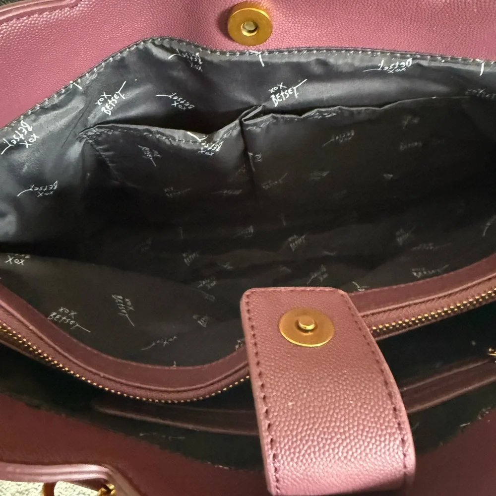 Betsey Johnson Tote/Purse - Picture 6 of 7